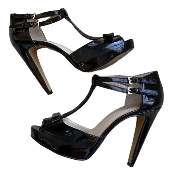 Nine West‎ Strappy Bow Heels Prom Stiletto Sandals T Strap Sexy Black Patent - Picture 1 of 11